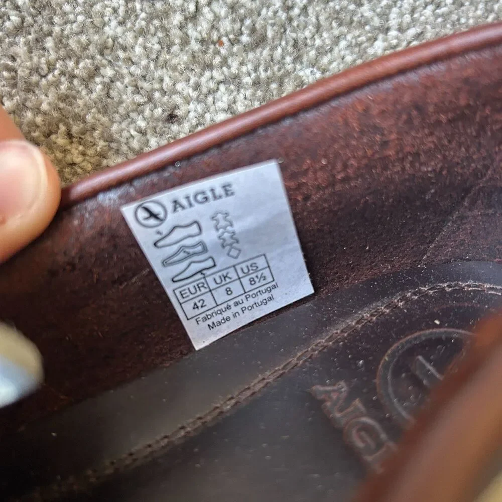 AIGLE 1853 LEATHER BOAT SHOES ELEGANT MENS 8.5 BROWN